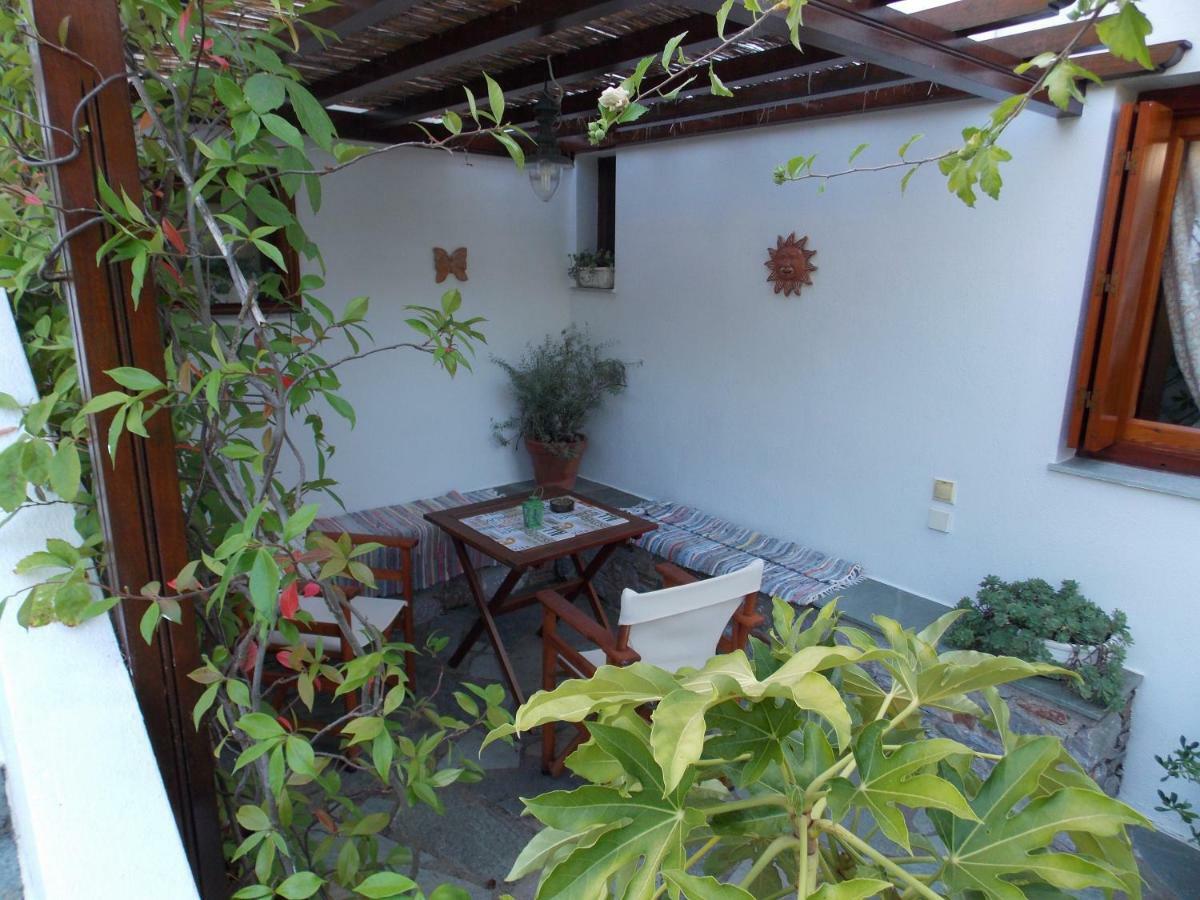 Katikies Stamatias Studios & Maisonettes Agnontas Esterno foto